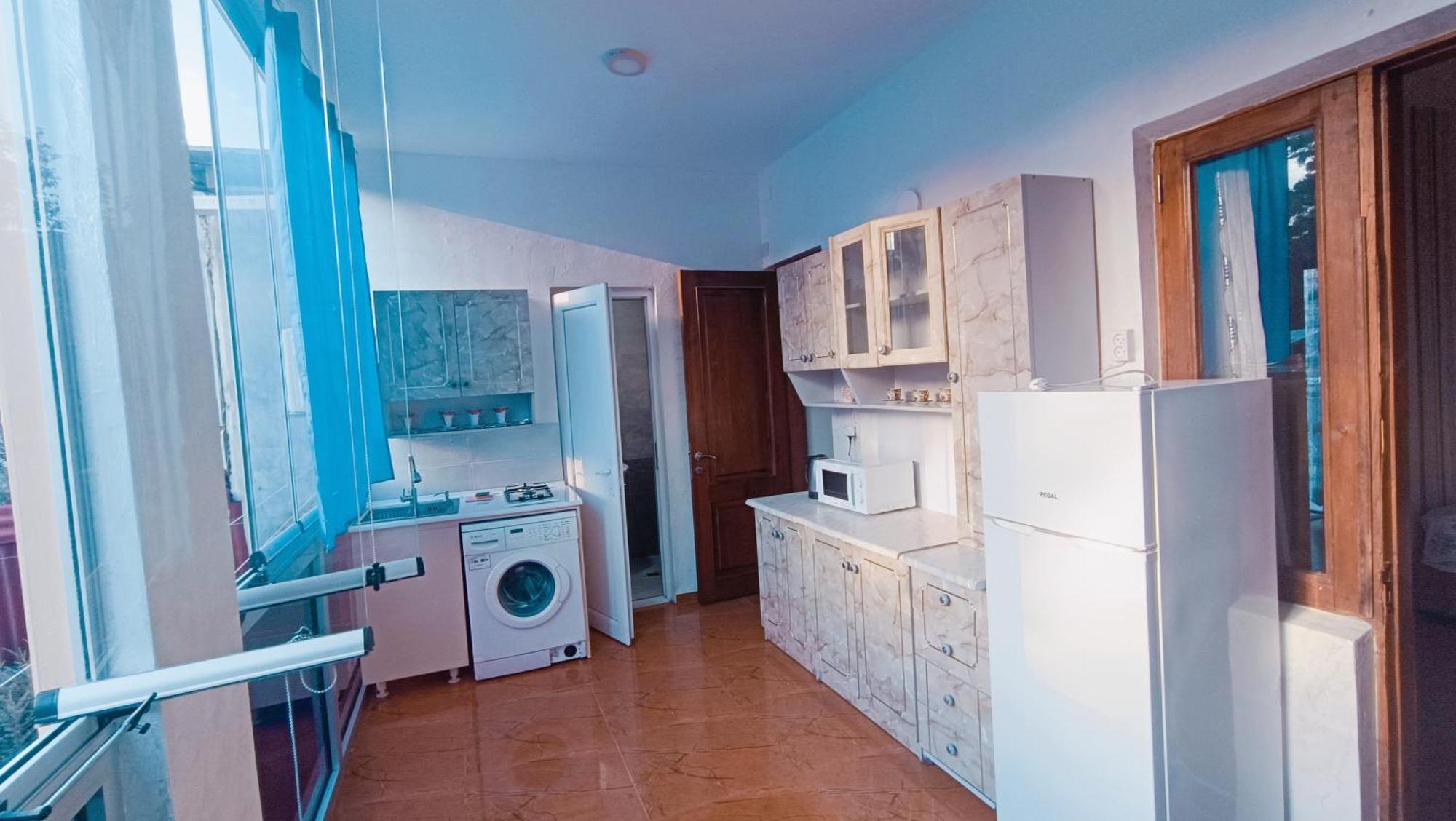 Guesthouse Mery Kobuleti Εξωτερικό φωτογραφία